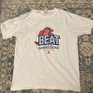 UF vs. South Carolina BEAT tshirt from the October 2020 game! 🐊
